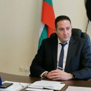 Областният управител на Перник възобнови приемния си ден с граждани