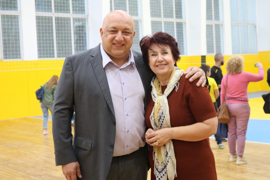 72252003_1233865036786448_91188855843061760_o