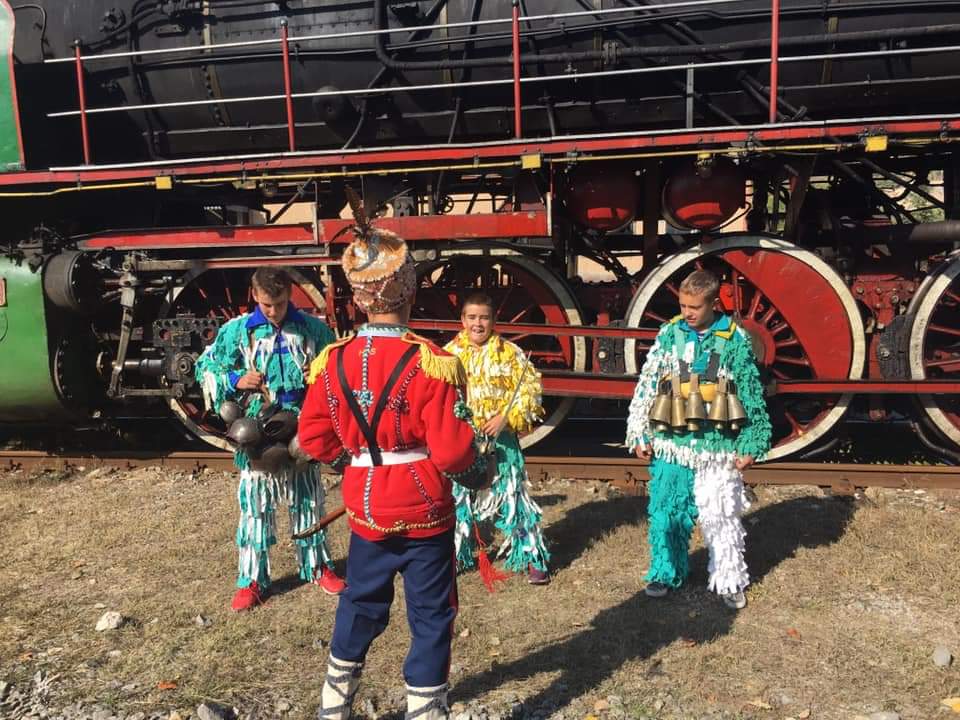 fb_img_1570878358458