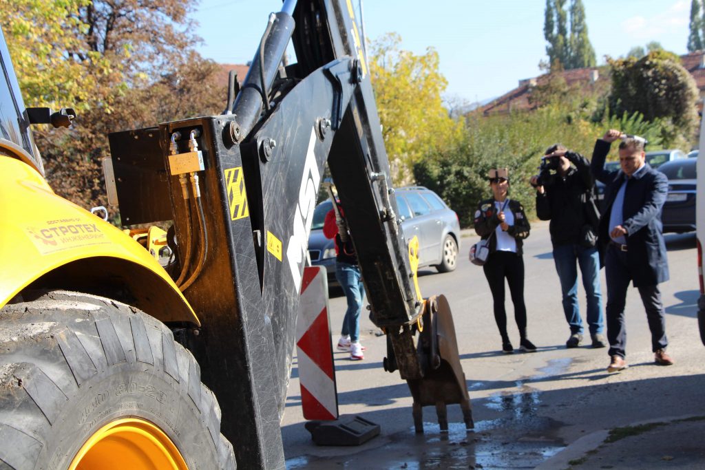 received_407472196566652